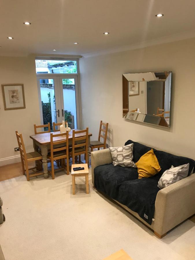 Stylish & Spacious 3 Bed Victorian House Sleeps Up To 7 - Near O2, Museums, Excel, Mazehill Station 12 Mins Direct Into London Bridge Βίλα Εξωτερικό φωτογραφία