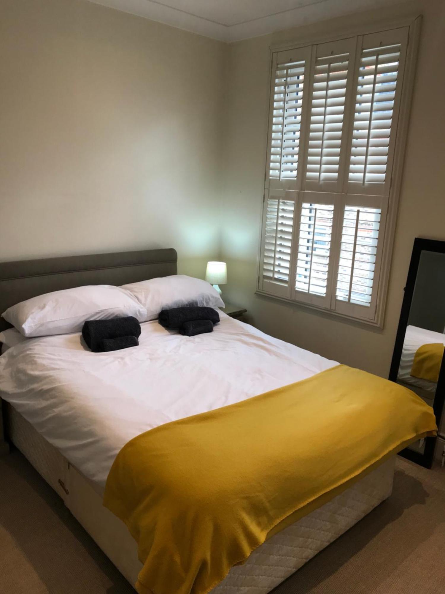 Stylish & Spacious 3 Bed Victorian House Sleeps Up To 7 - Near O2, Museums, Excel, Mazehill Station 12 Mins Direct Into London Bridge Βίλα Εξωτερικό φωτογραφία